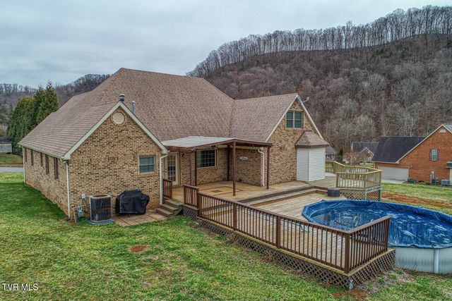 166 Clarksdale Circle, Rogersville, TN 37857