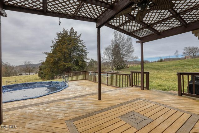 166 Clarksdale Circle, Rogersville, TN 37857
