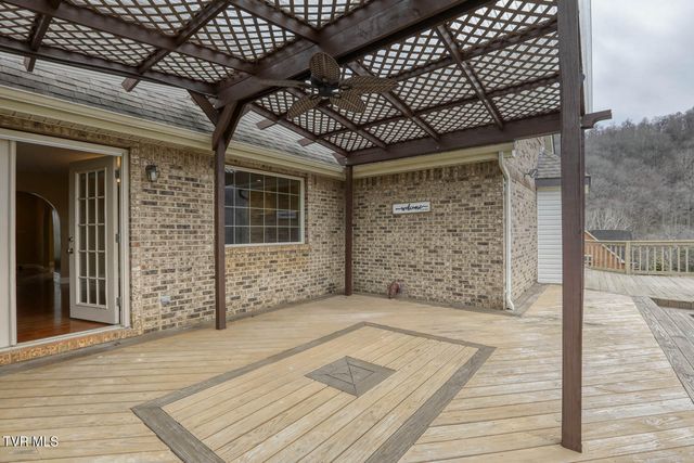 166 Clarksdale Circle, Rogersville, TN 37857