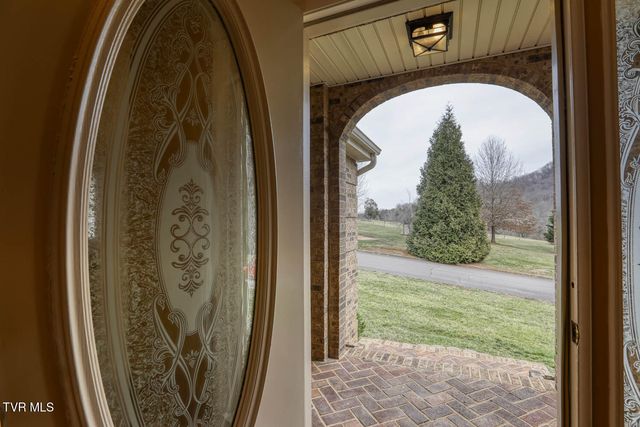 166 Clarksdale Circle, Rogersville, TN 37857