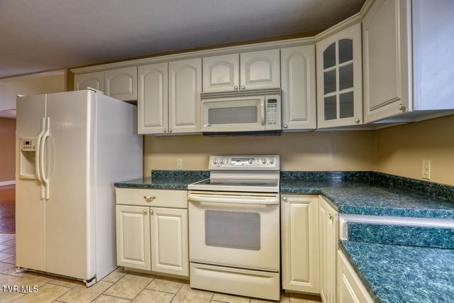 166 Clarksdale Circle, Rogersville, TN 37857
