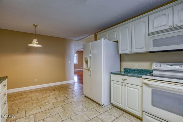 166 Clarksdale Circle, Rogersville, TN 37857