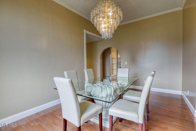 166 Clarksdale Circle, Rogersville, TN 37857