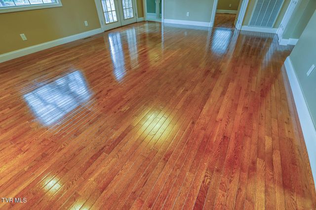 166 Clarksdale Circle, Rogersville, TN 37857