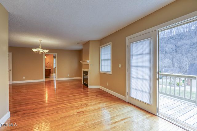 166 Clarksdale Circle, Rogersville, TN 37857