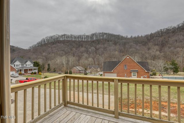 166 Clarksdale Circle, Rogersville, TN 37857