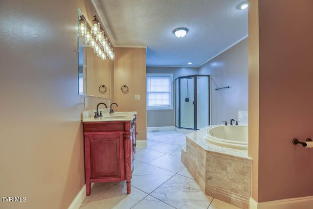166 Clarksdale Circle, Rogersville, TN 37857