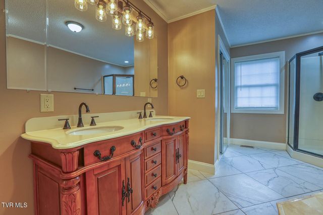 166 Clarksdale Circle, Rogersville, TN 37857