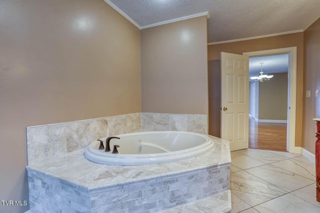 166 Clarksdale Circle, Rogersville, TN 37857