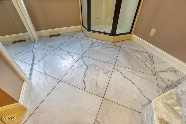 166 Clarksdale Circle, Rogersville, TN 37857