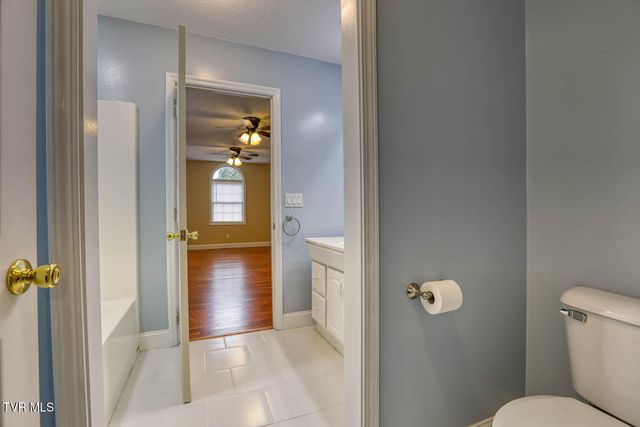 166 Clarksdale Circle, Rogersville, TN 37857