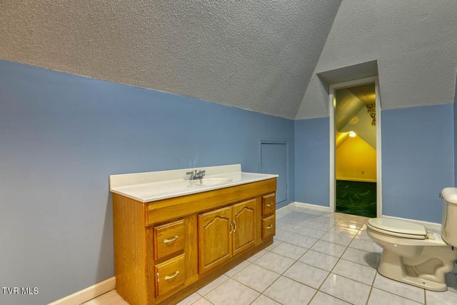 166 Clarksdale Circle, Rogersville, TN 37857