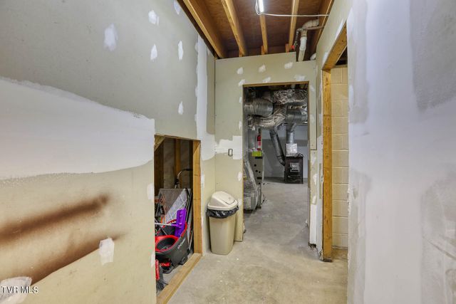 166 Clarksdale Circle, Rogersville, TN 37857