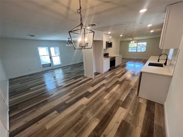 1501 W Chestnut Street, Denison, TX 75020