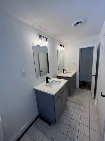 1501 W Chestnut Street, Denison, TX 75020