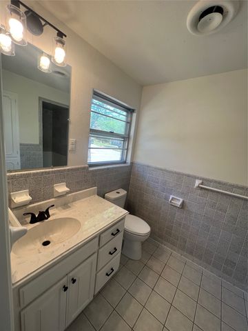 1501 W Chestnut Street, Denison, TX 75020