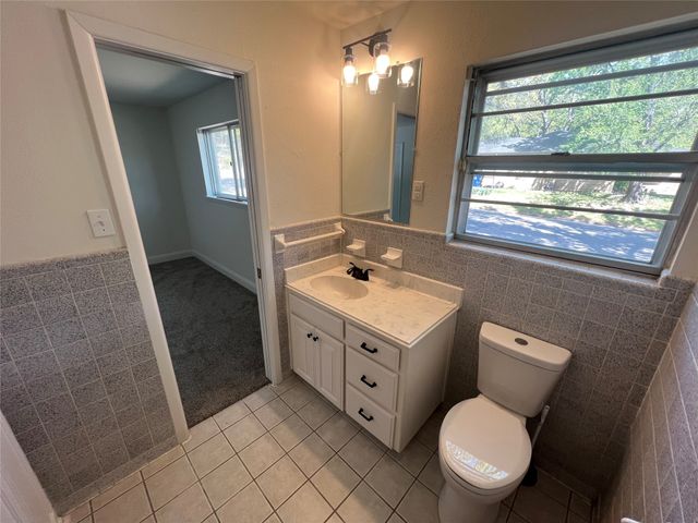 1501 W Chestnut Street, Denison, TX 75020