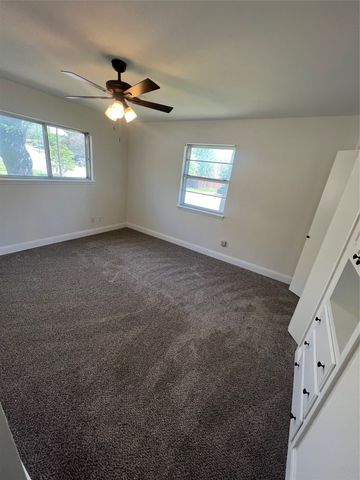 1501 W Chestnut Street, Denison, TX 75020