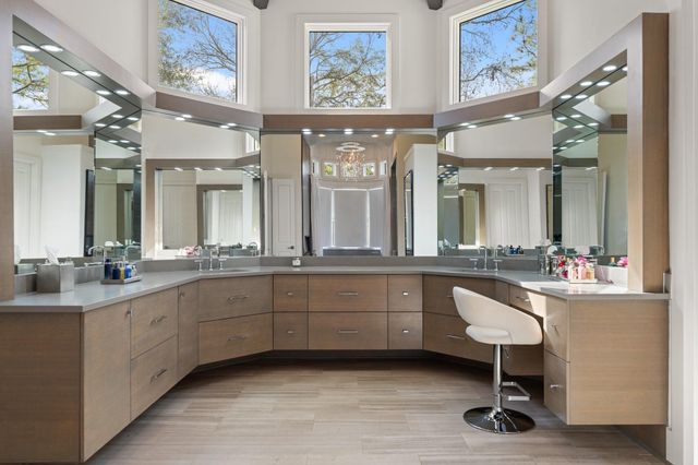 25910 Haven Lake Drive, Tomball, TX 77375