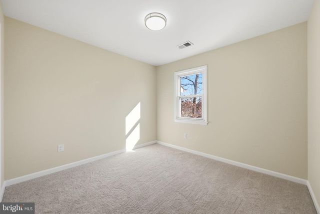 4044 HANSON OAKS DR, Hyattsville, MD 20784