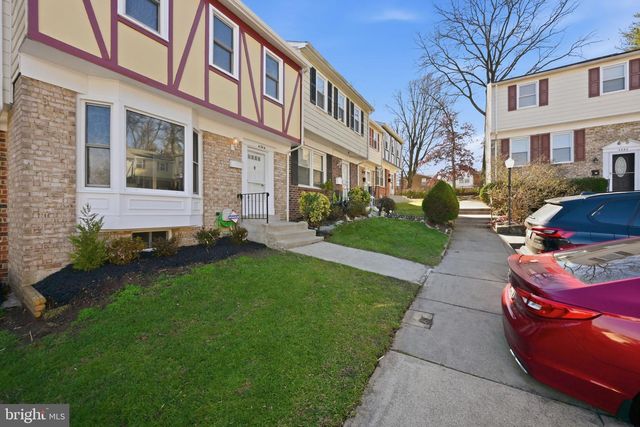 4044 HANSON OAKS DR, Hyattsville, MD 20784