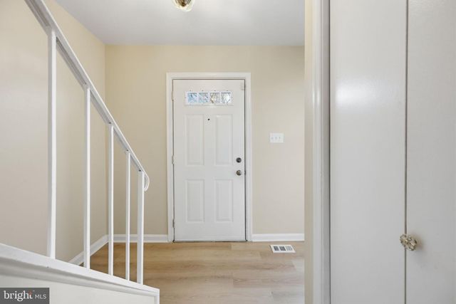 4044 HANSON OAKS DR, Hyattsville, MD 20784