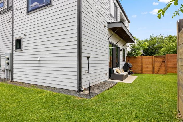 1116 Stobaugh ST B, Austin, TX 78757