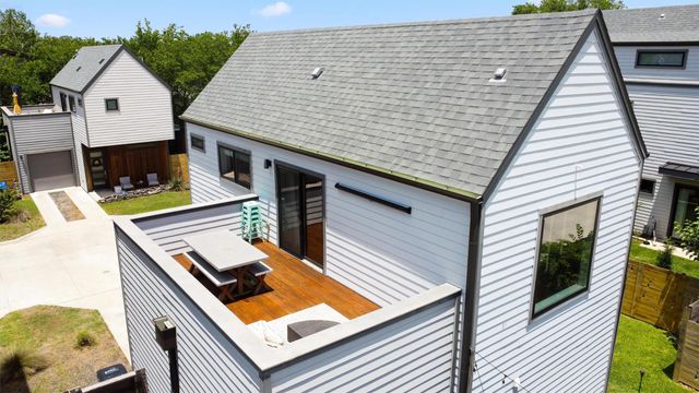 1116 Stobaugh ST B, Austin, TX 78757
