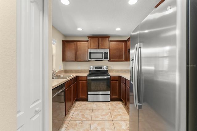 348 CARINA CIRCLE, Sanford, FL 32773