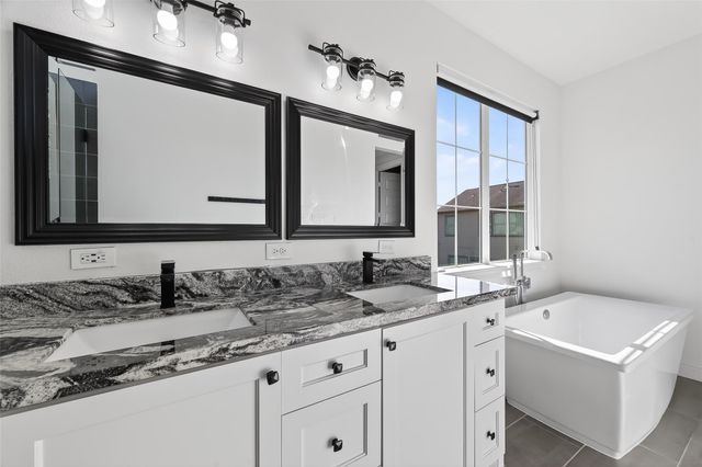 1303 Upland Retreat Blue Place, Houston, TX 77043