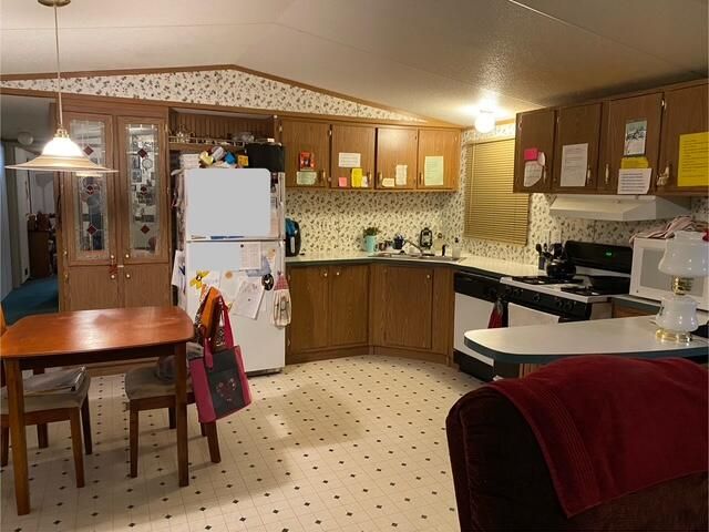 233 Turquoise Trail, Datil, NM 87821