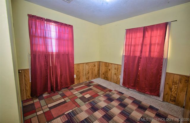 1234 S 31st Street W, Muskogee, OK 74401