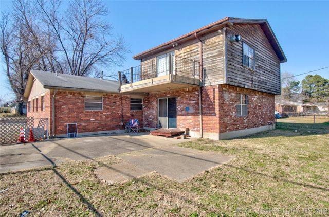 1234 S 31st Street W, Muskogee, OK 74401