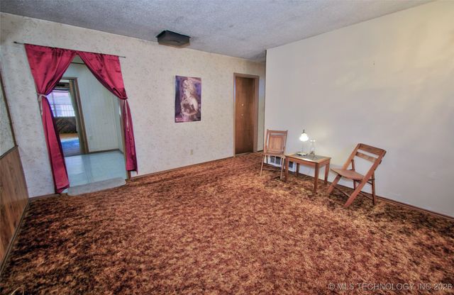 1234 S 31st Street W, Muskogee, OK 74401