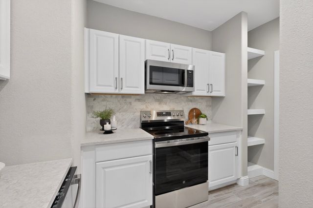 330 Las Colinas Boulevard E 172, Irving, TX 75039