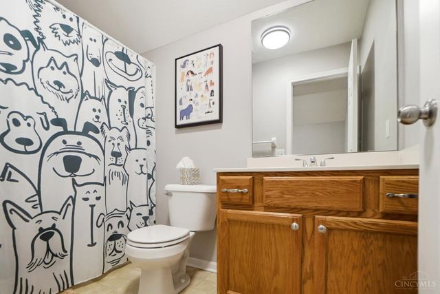 5632 Sarahs Oak Drive, Cincinnati, OH 45248