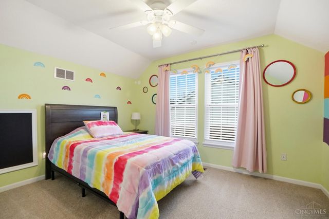 5632 Sarahs Oak Drive, Cincinnati, OH 45248