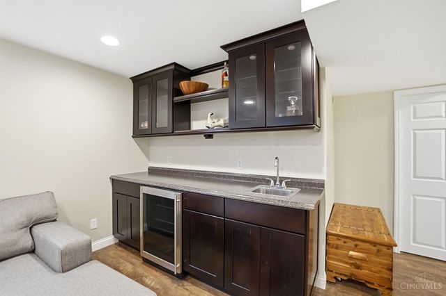 5632 Sarahs Oak Drive, Cincinnati, OH 45248