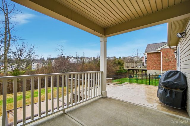 5632 Sarahs Oak Drive, Cincinnati, OH 45248