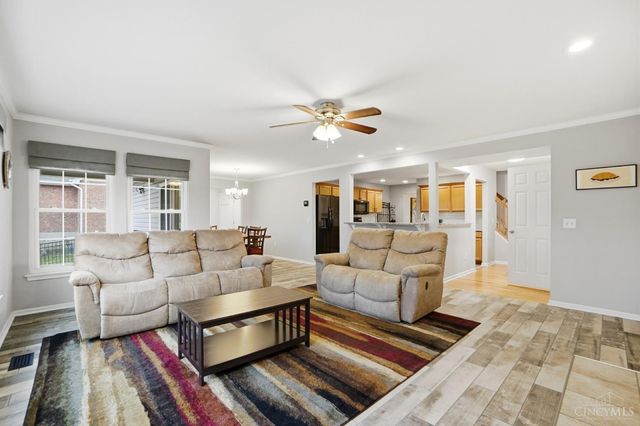 5632 Sarahs Oak Drive, Cincinnati, OH 45248