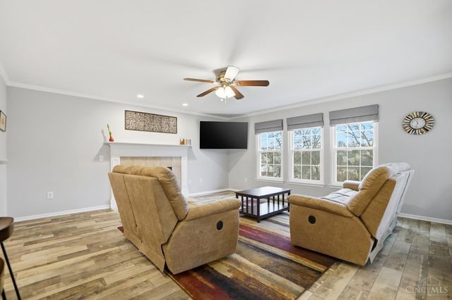 5632 Sarahs Oak Drive, Cincinnati, OH 45248