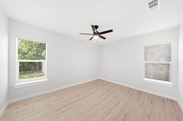 3313 Thibet Street, Dallas, TX 75211