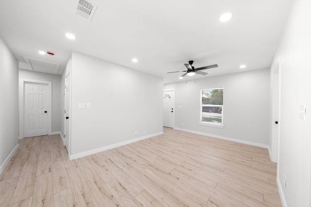 3313 Thibet Street, Dallas, TX 75211
