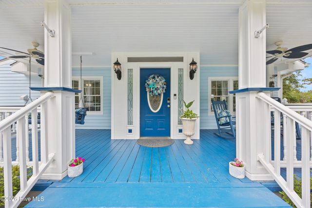 1988 W Lake Shore Drive, Wilmington, NC 28401