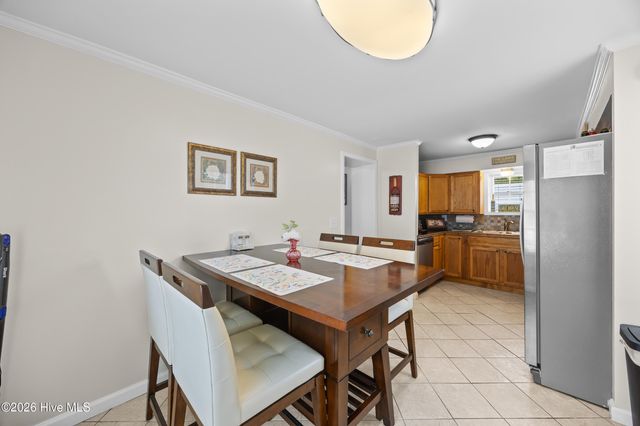 1988 W Lake Shore Drive, Wilmington, NC 28401