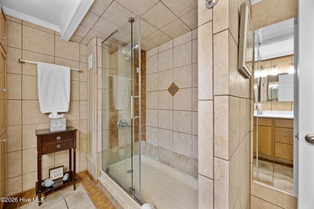 1988 W Lake Shore Drive, Wilmington, NC 28401