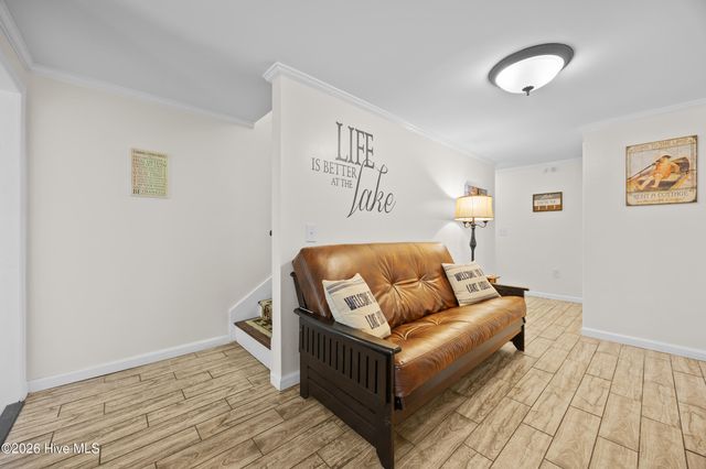 1988 W Lake Shore Drive, Wilmington, NC 28401