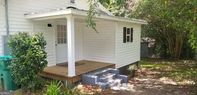 121 Pine Avenue SE, Milledgeville, GA 31061