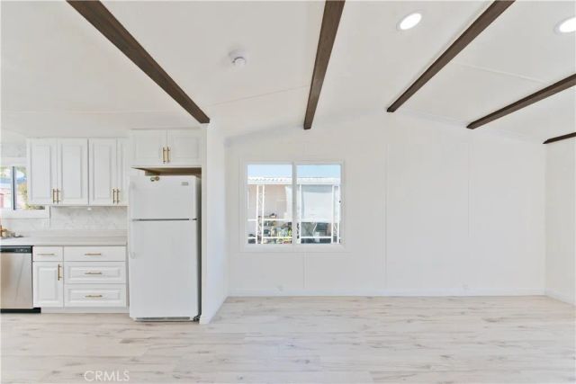 6545 Wilbur 92, Reseda, CA 91335