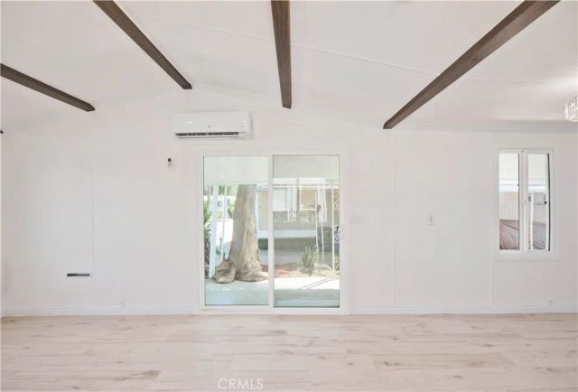 6545 Wilbur 92, Reseda, CA 91335